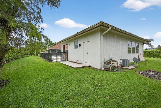 Building Photo - 1295 Longlea Terrace