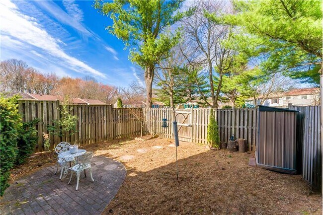 Building Photo - 1682 Harvest Green Ct