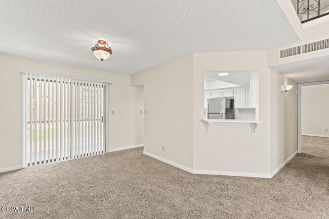 Building Photo - 1861 Sonoma Pl