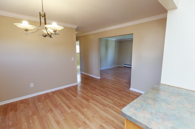 Building Photo - 1097 Tienken Ct