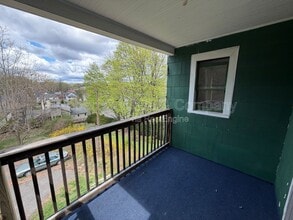 Building Photo - 28 Hull St