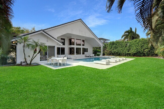Building Photo - 5866 St Annes Way