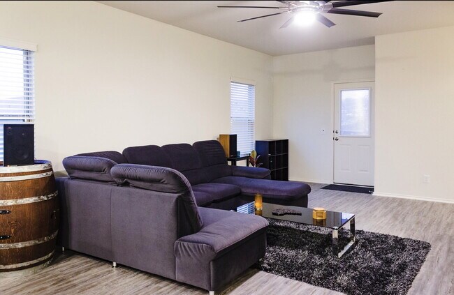 Building Photo - 8331 Bending Willow