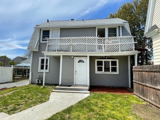 Primary Photo - 64 Arnold St