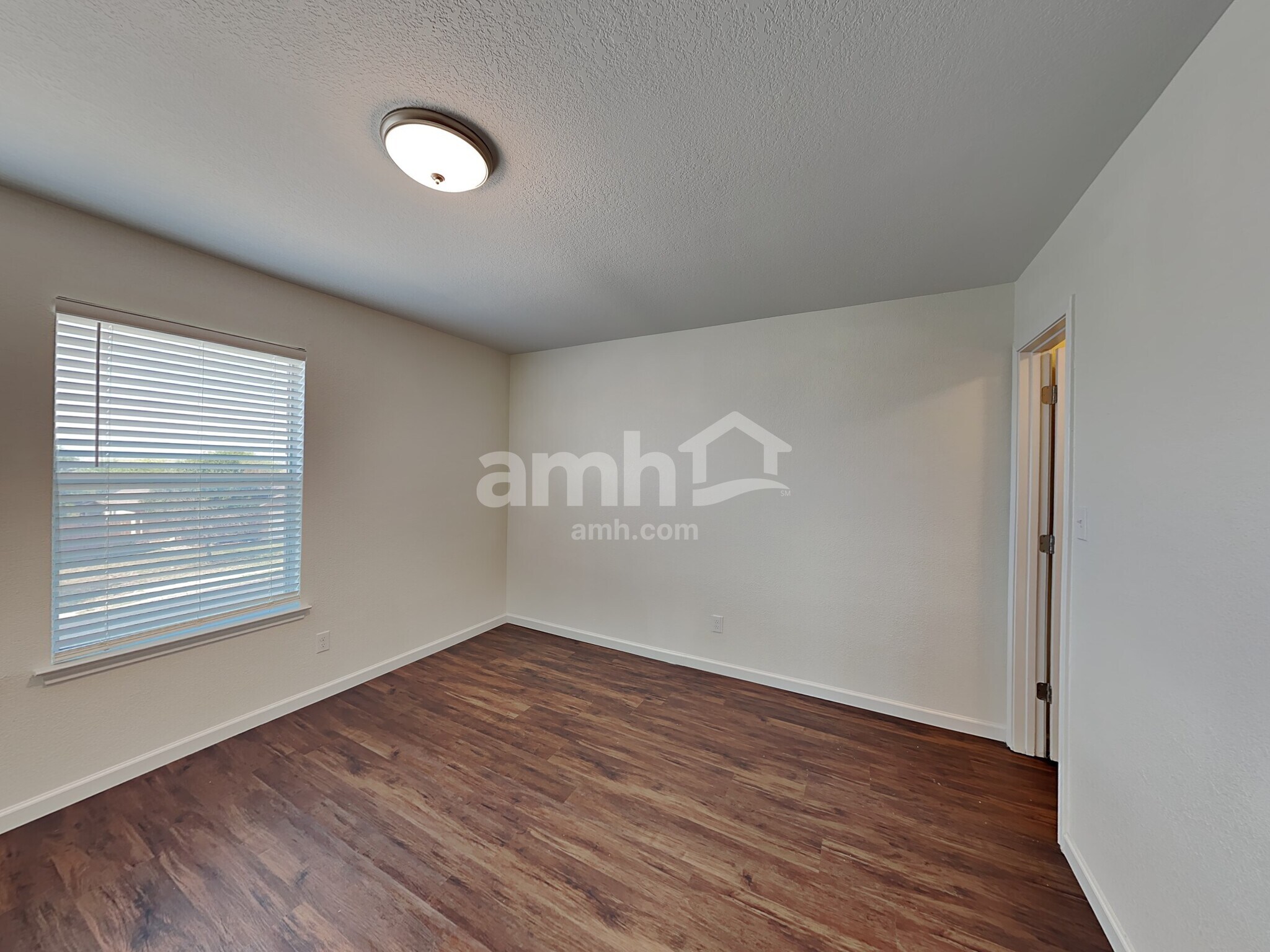 Building Photo - 11023 Vollmer Ln