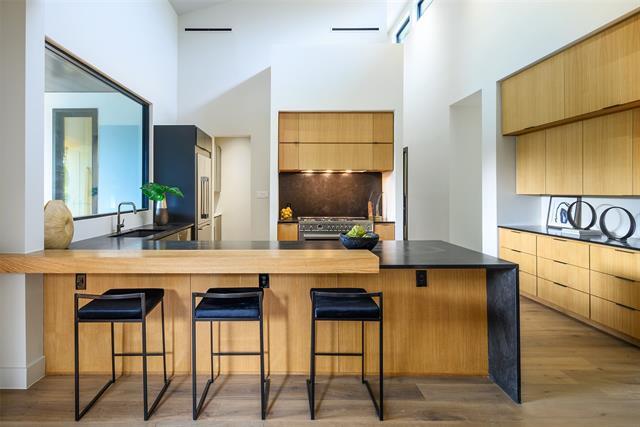 Building Photo - 5023 Lilac Ln