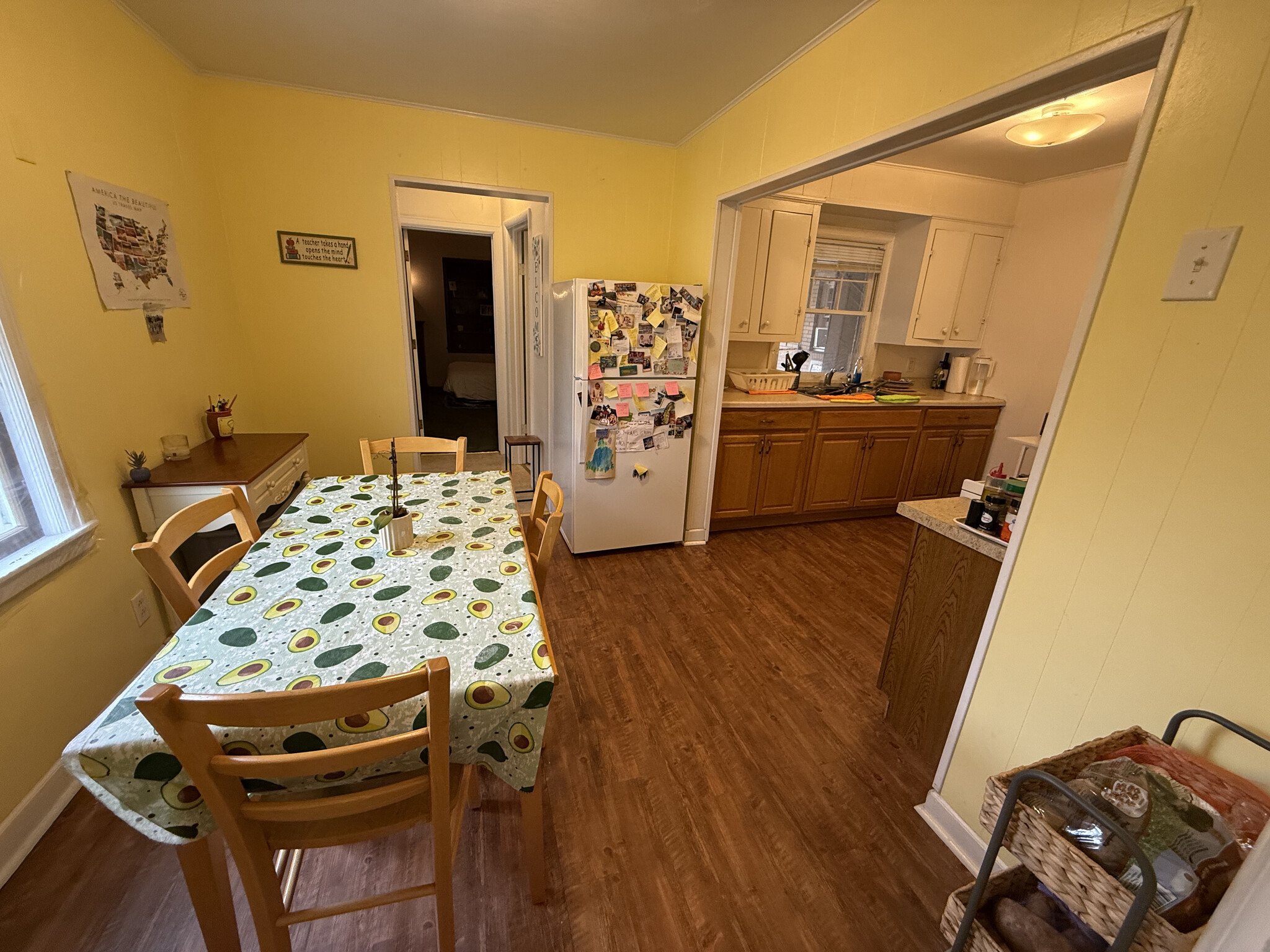 dining room - 410 N 4th St