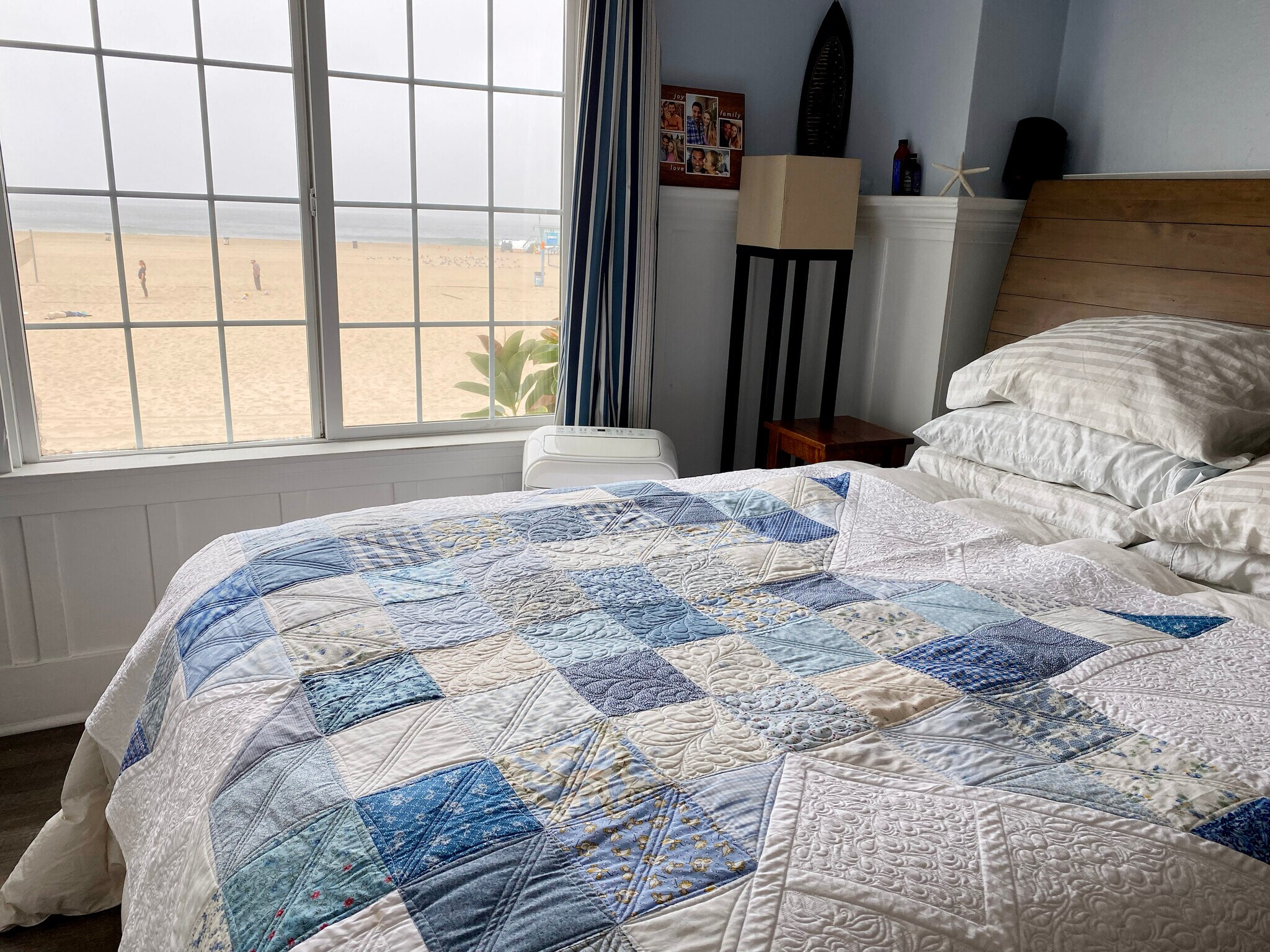 Building Photo - 114 The Strand