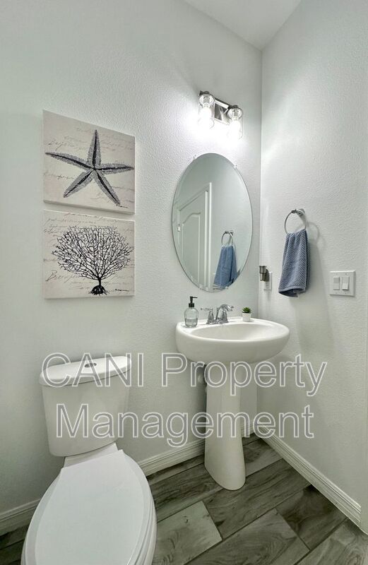 Building Photo - 17691 Passionflower Cir