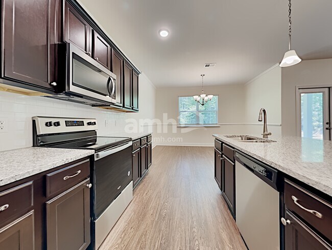 Building Photo - 404 Ronter Ct