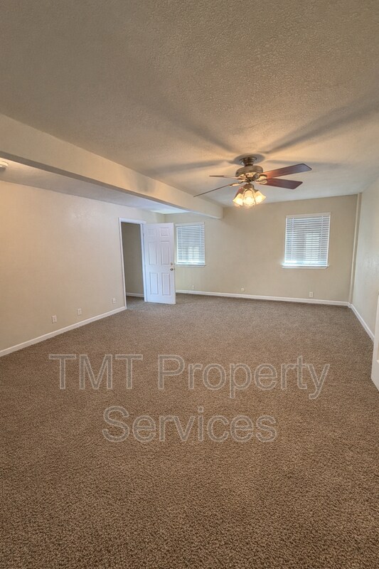 Building Photo - 2533 Stansberry Way