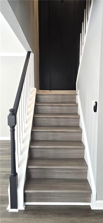 Building Photo - 131 Willow Stream Ct