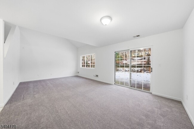 Building Photo - 403 Union St