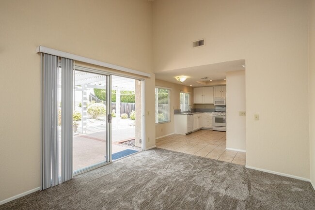 Building Photo - Beautiful Home In Coveted Rancho Del Oro!