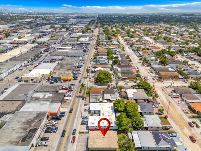 Building Photo - 4776 E 10th Ave
