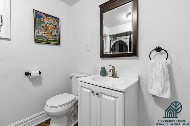 Building Photo - Furnished 4-Bedroom, 2.5-Bath Apartment near Elmwood Village