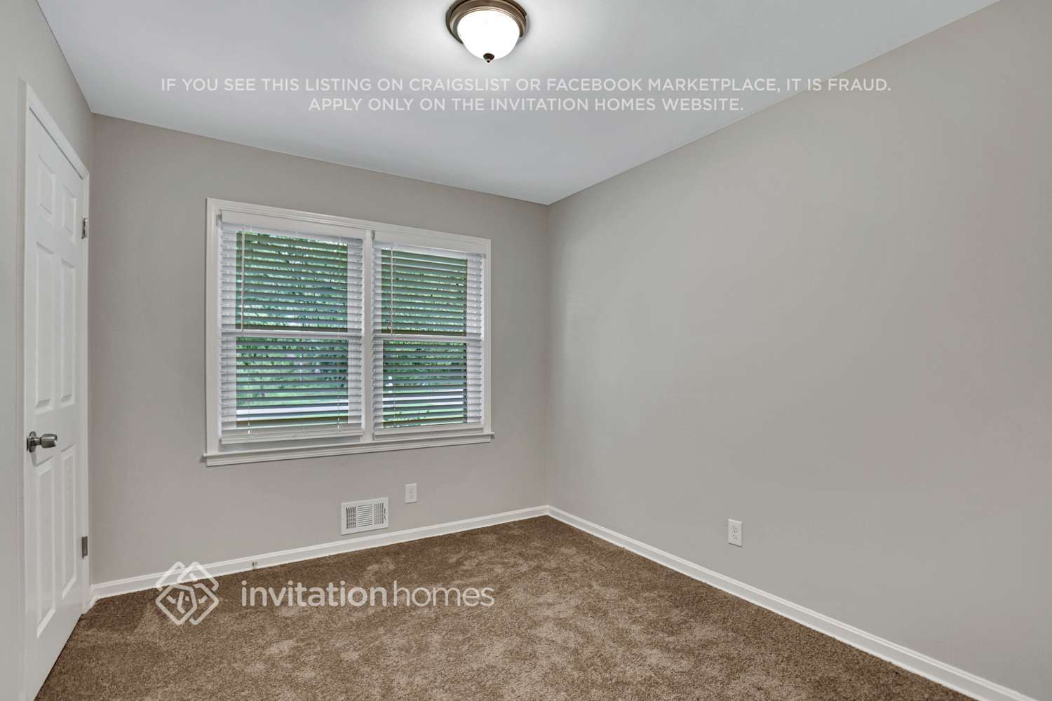 Building Photo - 3126 Holbrook Dr SW