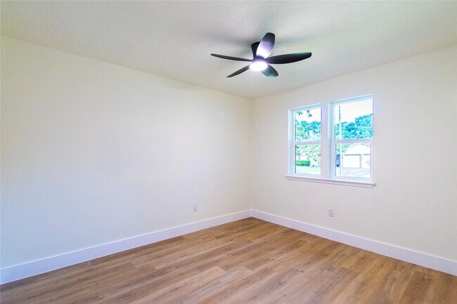 Building Photo - 822 Red Rock Canyon Dr