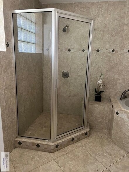 Building Photo - 5597 Mystic Bend