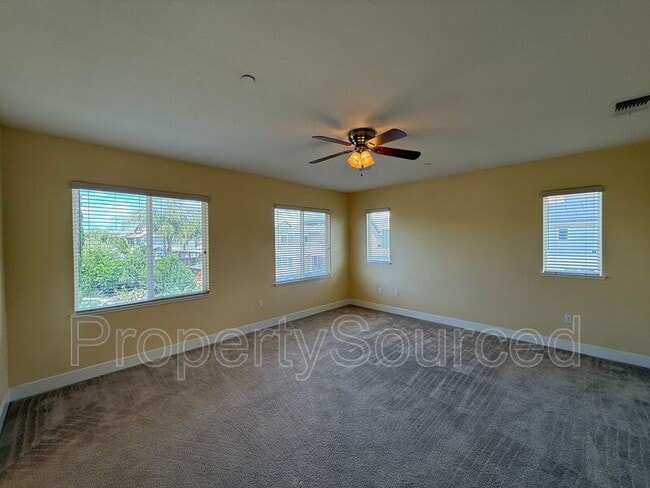 Building Photo - 18517 Admiral Way