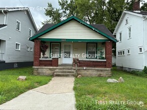 Building Photo - 3216 Hoover Ave