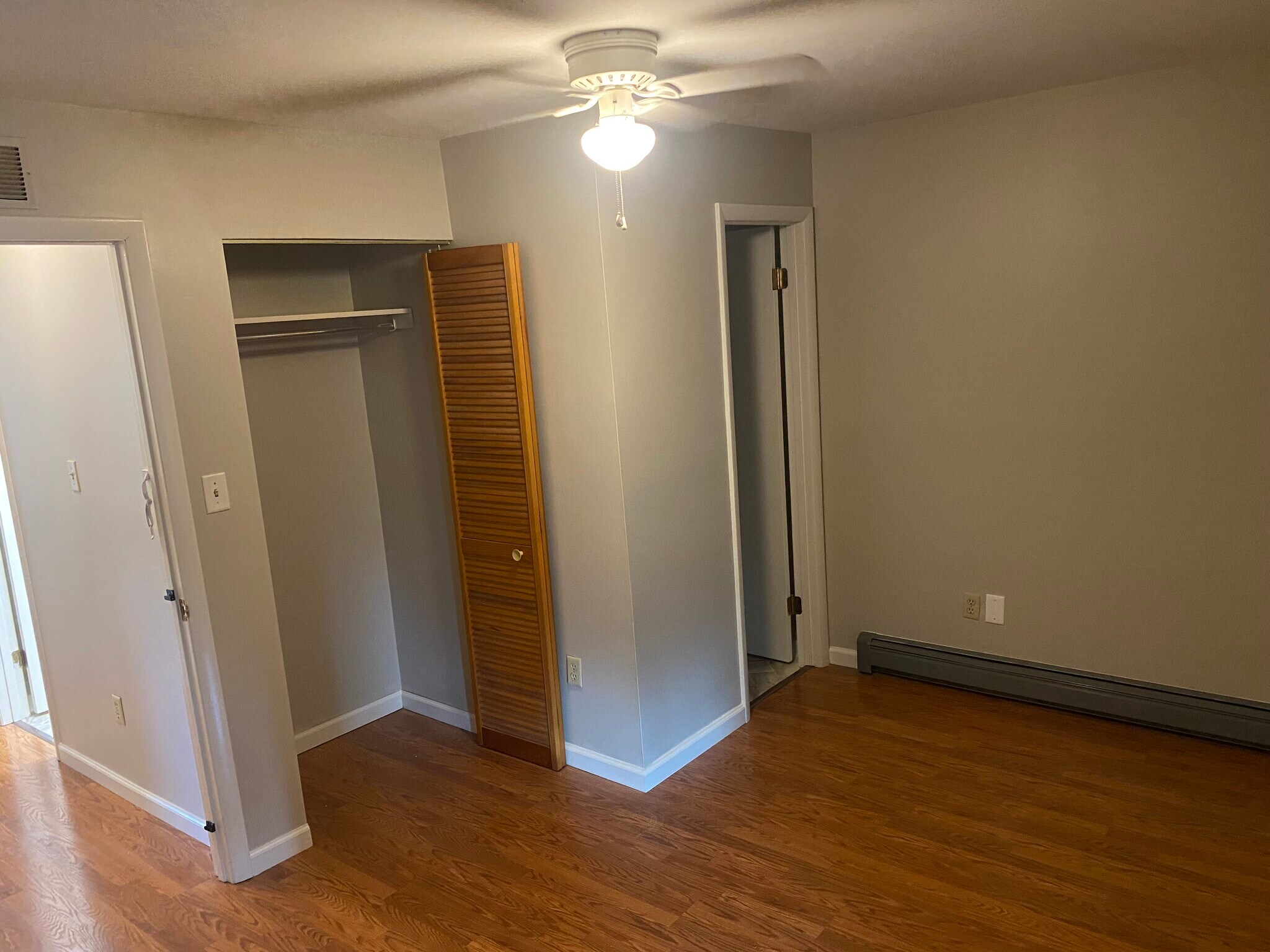 Building Photo - 817 Elysian Ave