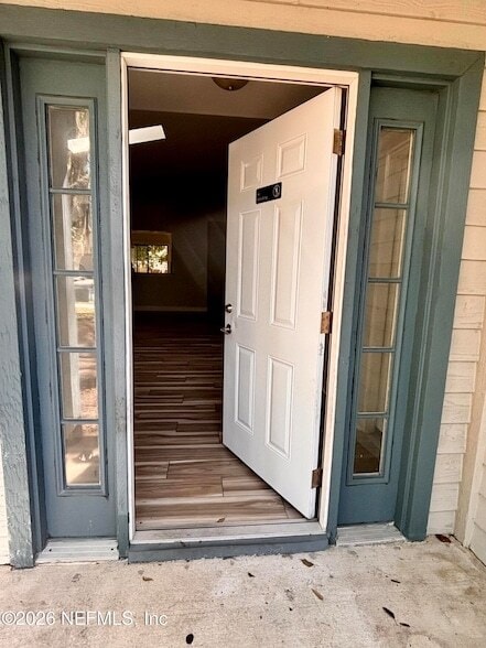 Building Photo - 5449 Fort Caroline Rd