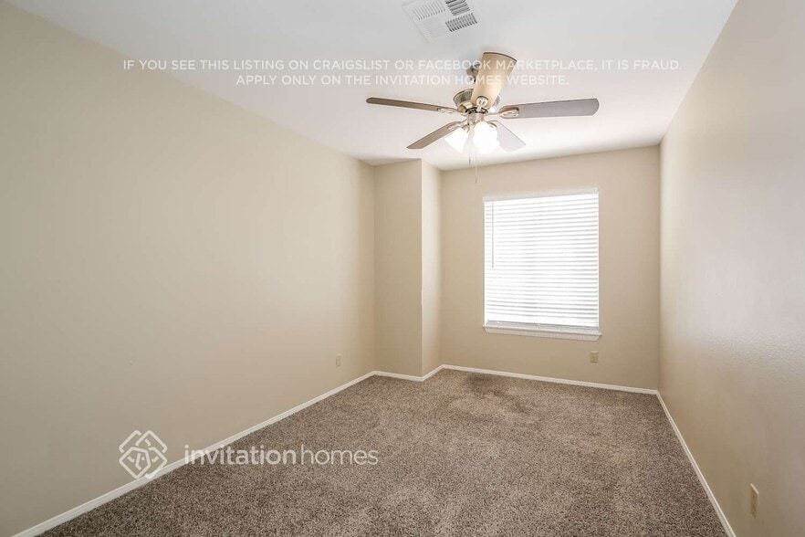 Building Photo - 7312 Queen Palm Dr