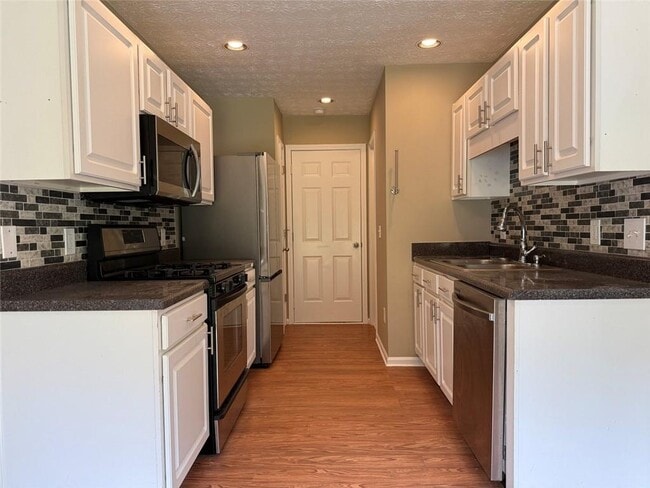 Building Photo - 5835 Mountain Top Pl