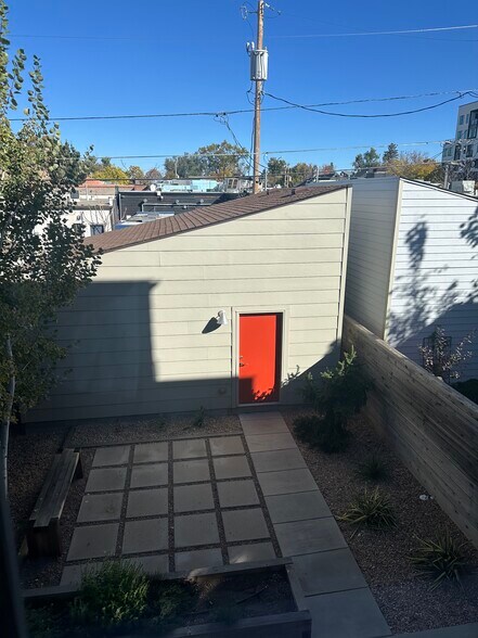 Building Photo - 3912 Utica St