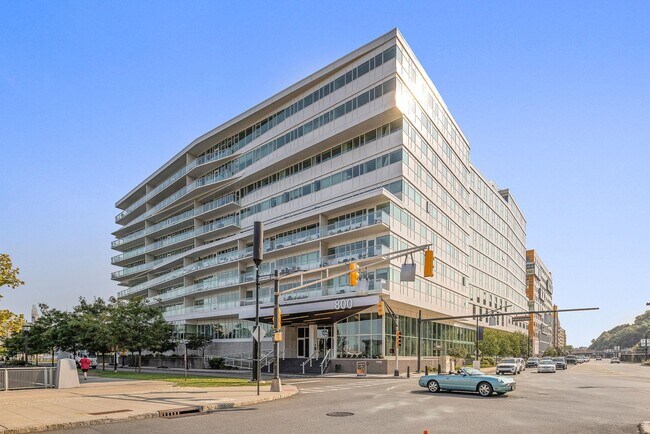 Building Photo - 800 Ave at Port Imperial Blvd