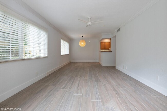 Building Photo - 1515 E Broward Blvd