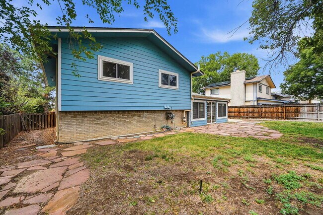 Building Photo - $3,195.95 - 4 Bed, 3 Bath Home in Thornton with Sun Room, Finished Basement & Fenced Backyard