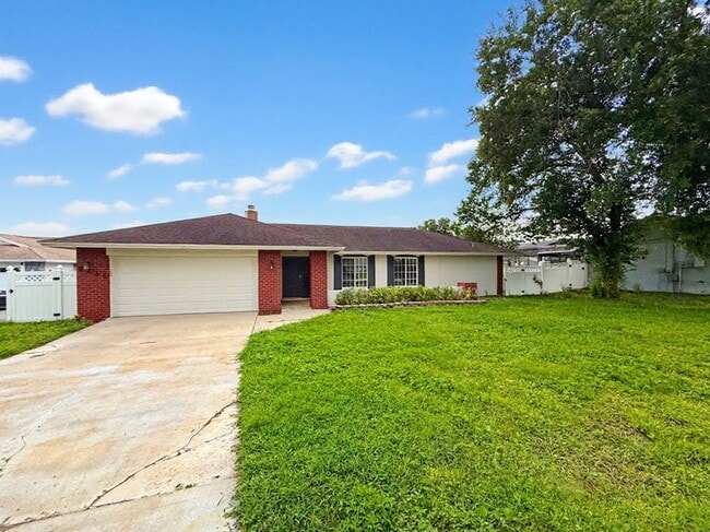 Building Photo - 8221 Granada Blvd