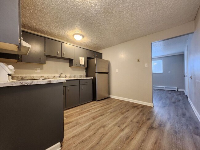 Building Photo - 7135 Alegre Cir