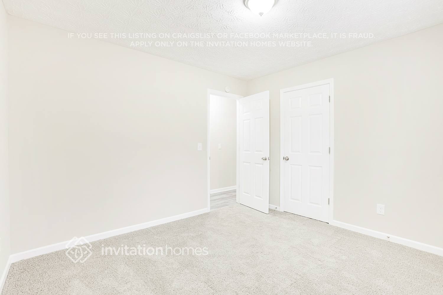 Building Photo - 50 Hidden Ridge Dr