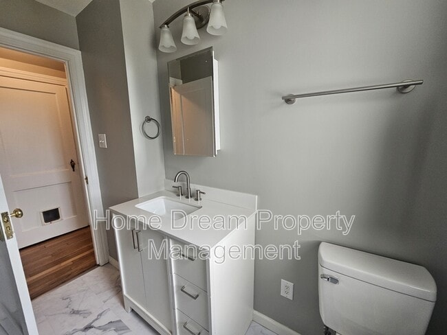 Building Photo - 1431 Warrenton Rd