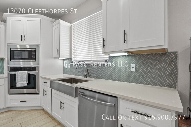 Building Photo - 13070 Cleethorpes St