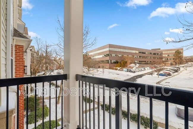 Building Photo - 11375 Aristotle Dr