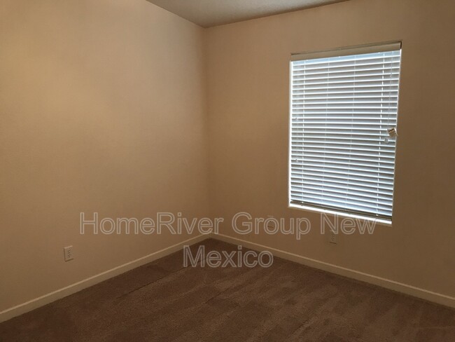 Building Photo - 2148 S Ensenada Cir SE