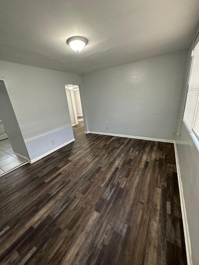 Building Photo - 2020 Palafox St
