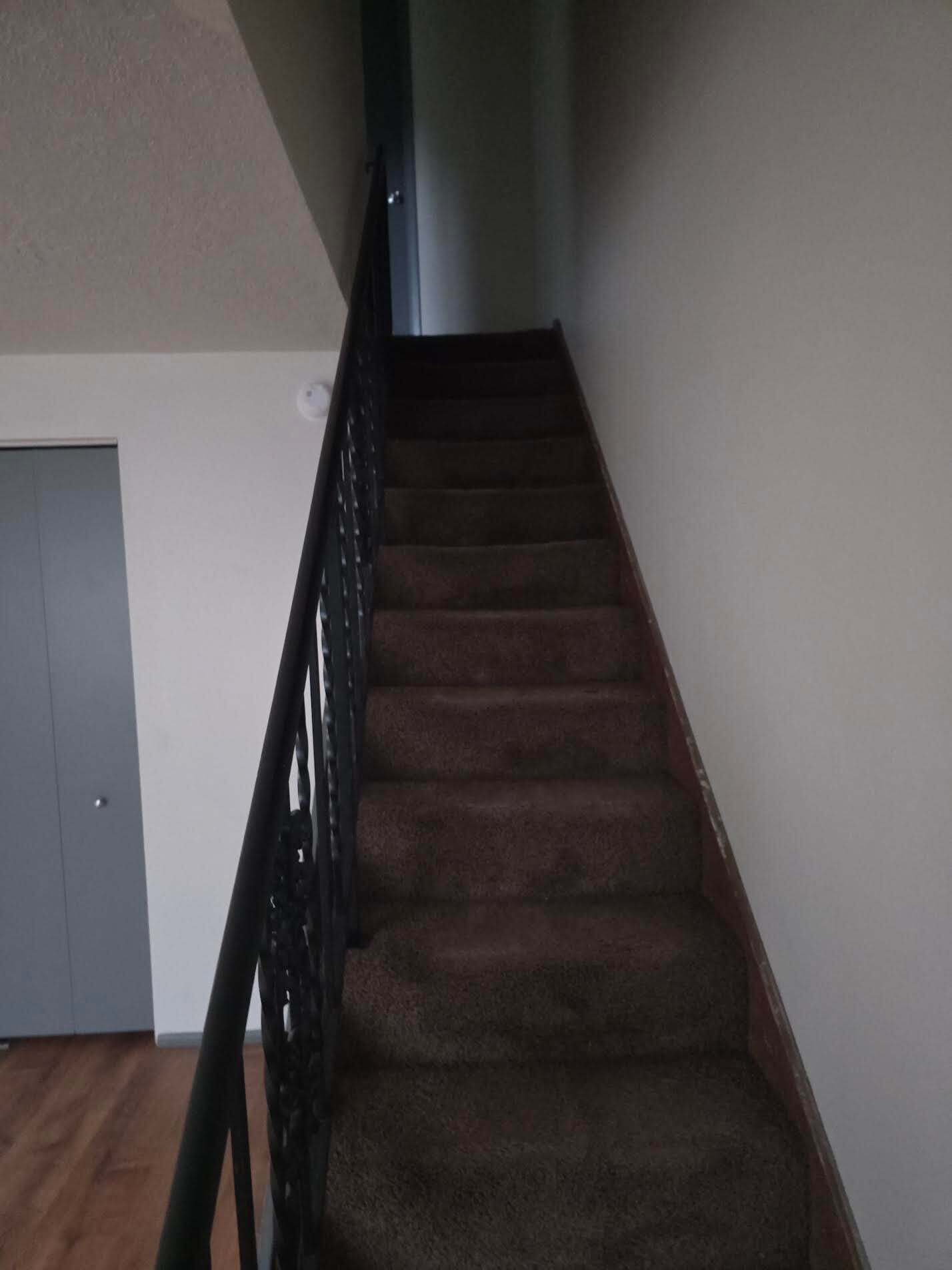 Building Photo - 350 SE Dimick St