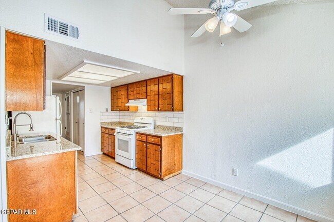 Building Photo - 2012 Amy Sue Dr