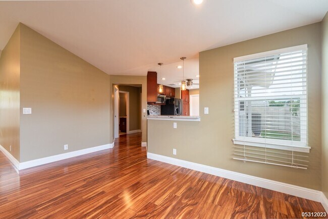Building Photo - $4,200 | 3br/2ba Single Family Home in Kum...