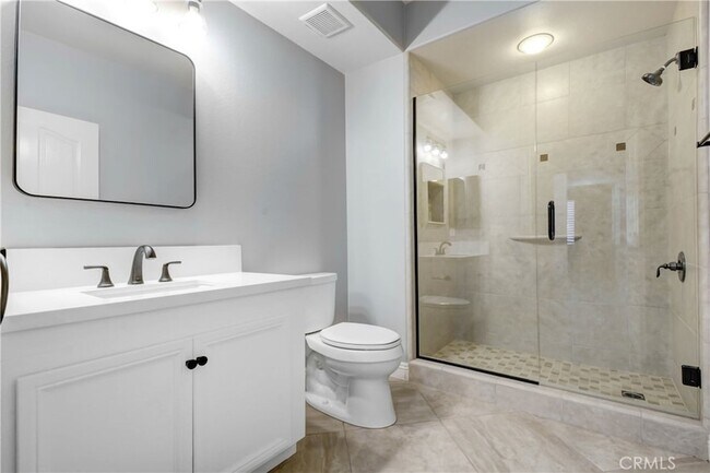 Building Photo - 8426 Flora Ln
