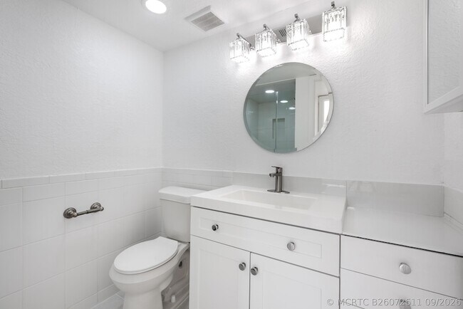 Building Photo - 108 Normandy Ln