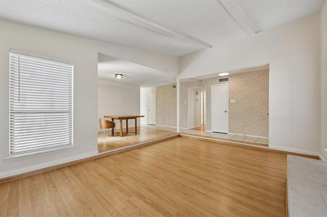 Building Photo - 2604 Winding Creek Dr