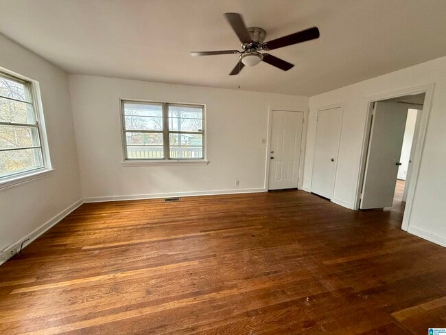 Building Photo - 7823 Rugby Ave