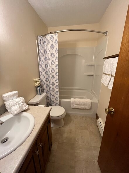 Building Photo - 163 Woodland Dr