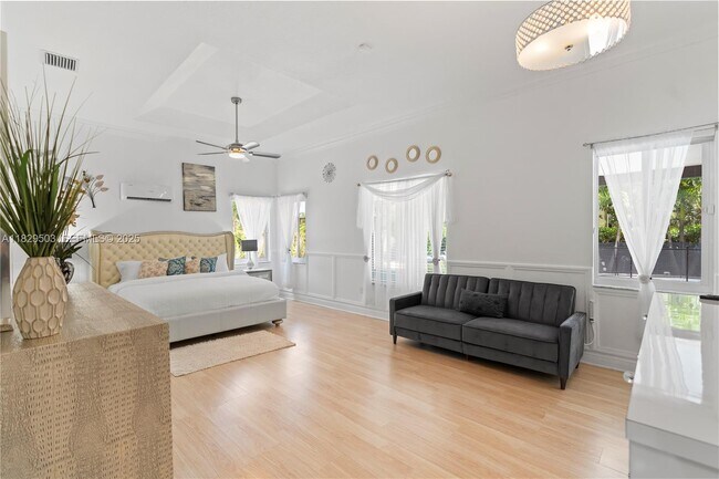 Building Photo - 16601 SW 87th Ct